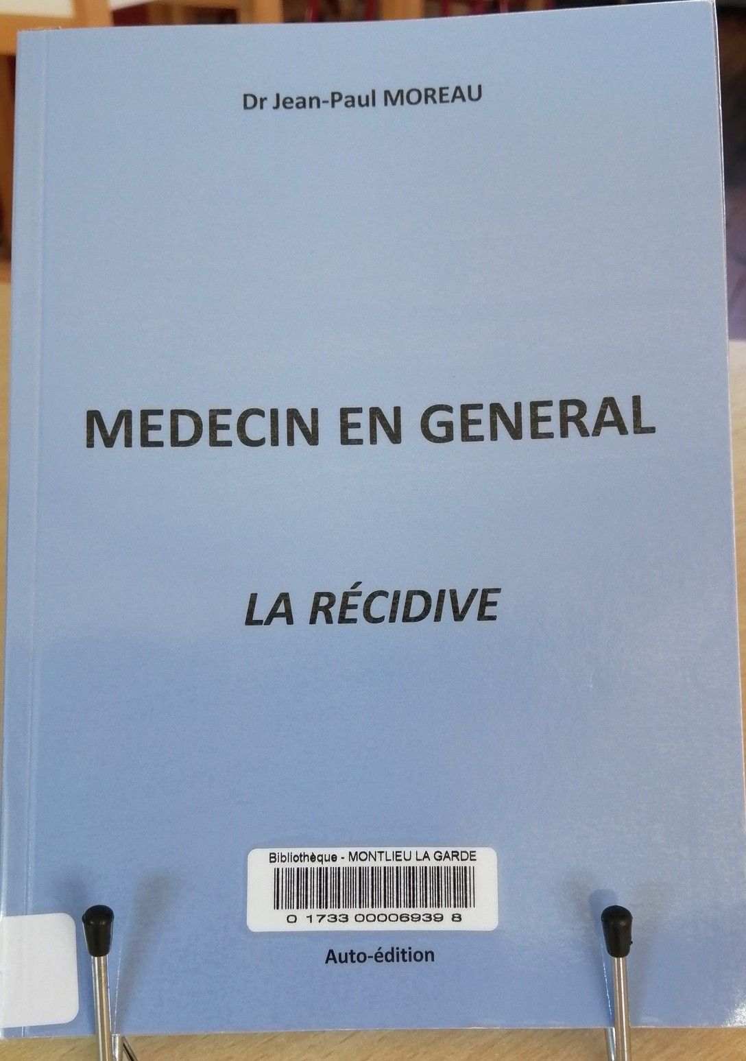 Dédicace Dr Moreau à Montlieu la Garde