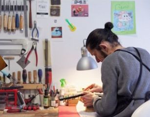 Rencontre à Chevanceaux de Florian Thomas, luthier